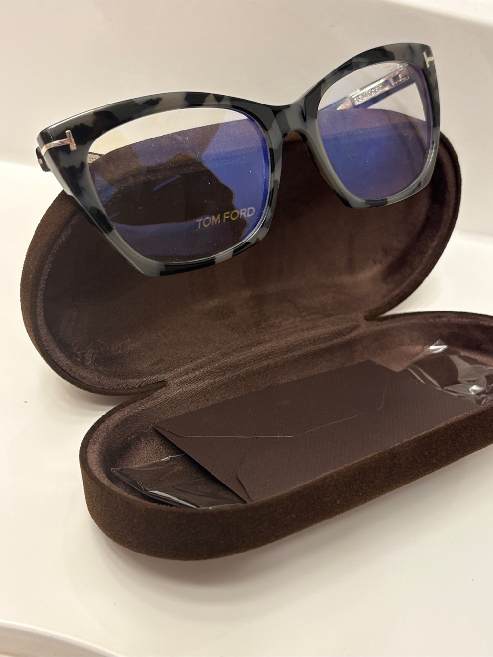Tom Ford Black Tortoiseshell Cat-Eye Sunglasses with Blue Lenses